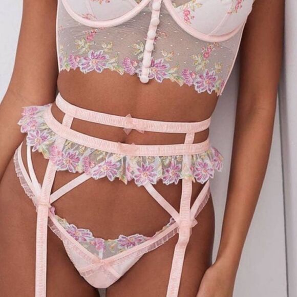 For Love & Lemons Pink Bloom Shimmer Cutout Caged Garter Size M - Picture 3 of 10
